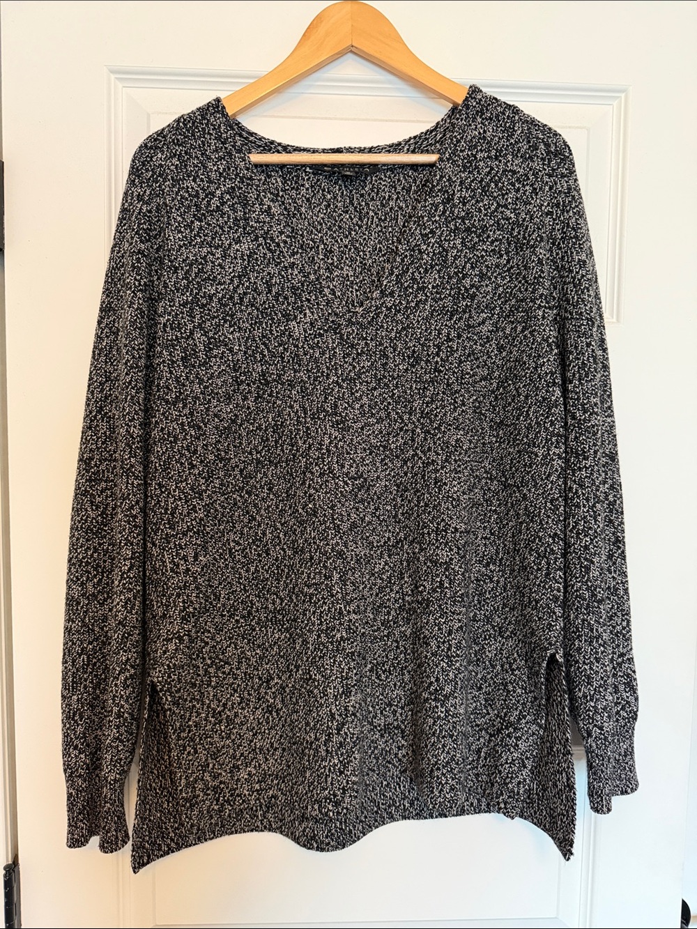 Athleta Black and White Marled V-Neck Sweater